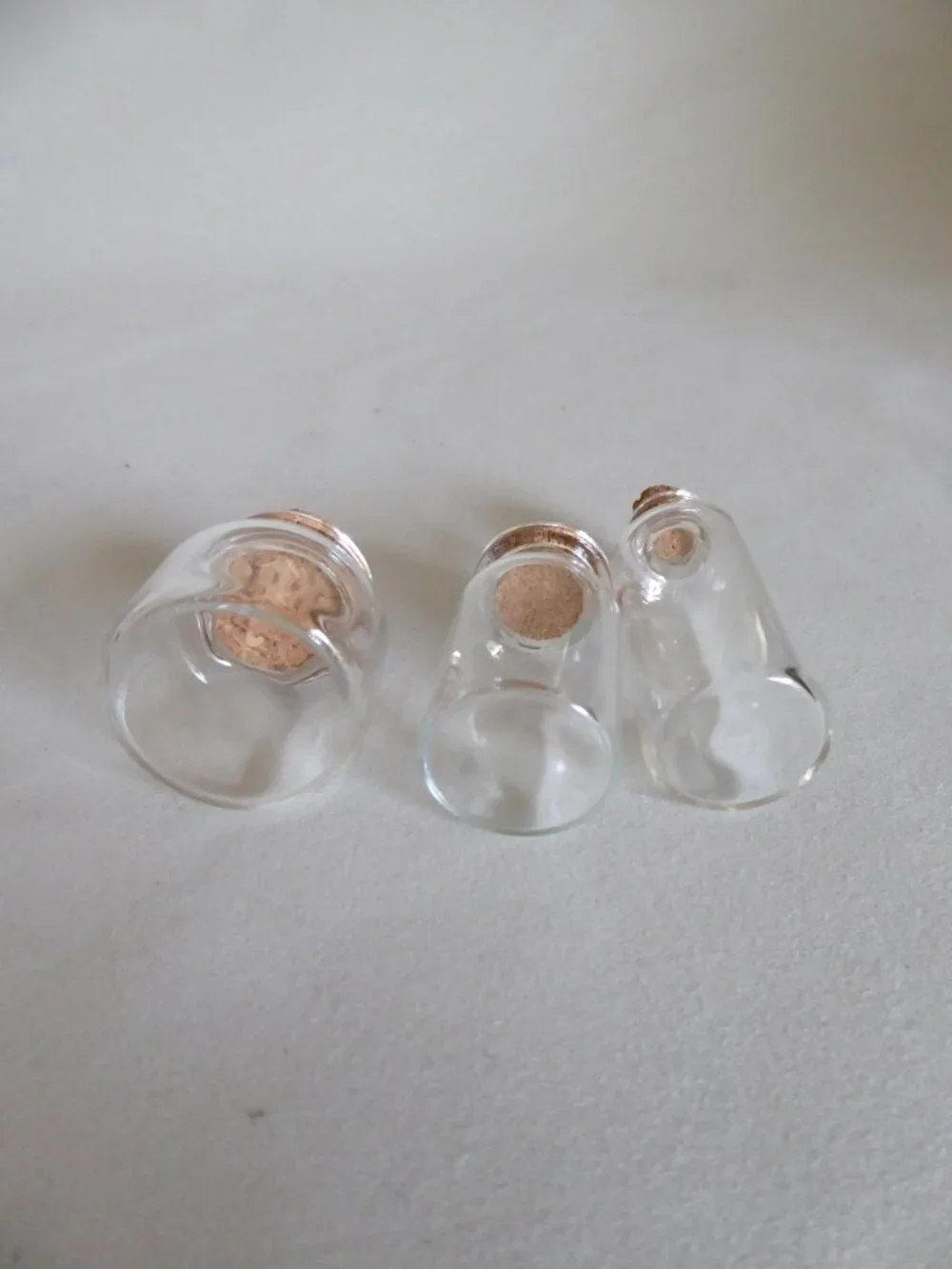 NEW MINI CLEAR GLASS JARS VIALS CORK STOPPERS MINIATURE 3 SIZES (LOT OF 15)